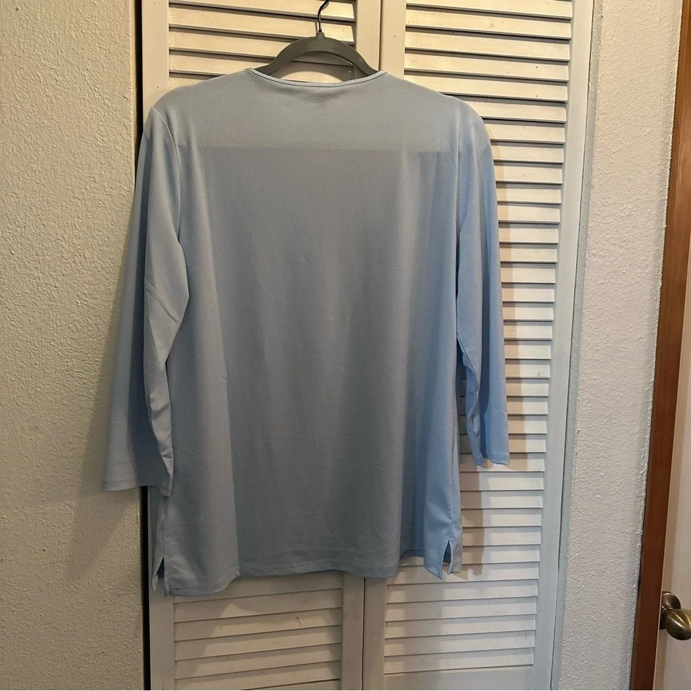 Banana Republic Light Blue Casual Button Down Shirt